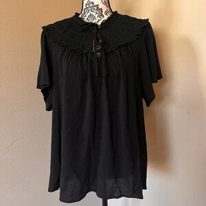 Torrid Black Ruffle Neck Tie Short Sleeve Textured Blouse Top Size 1X